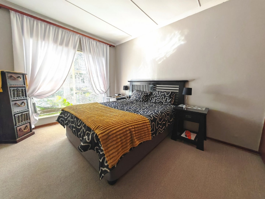 5 Bedroom Property for Sale in Heuwelsig Free State